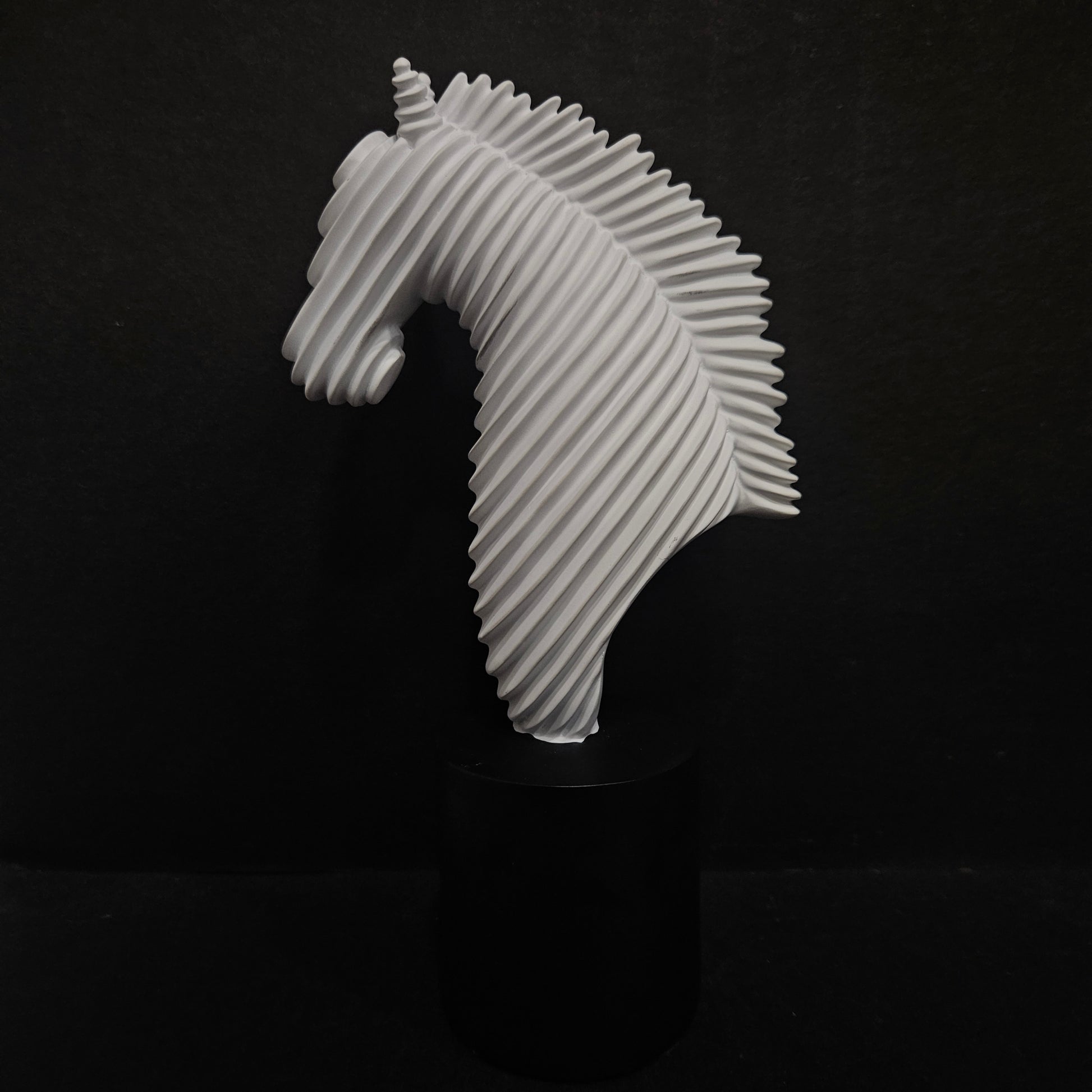 Decorative 3D printed perfect decorative showpiece Figurine