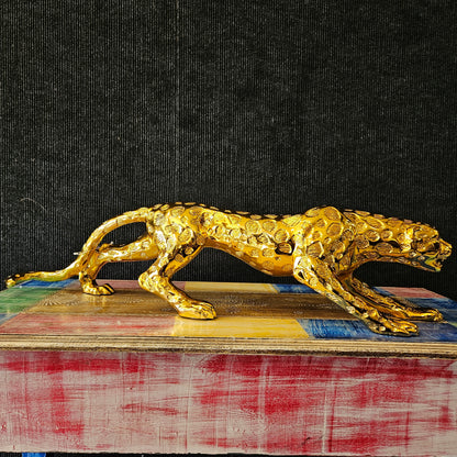 Leopard Statue with elegant look Gold Animal Figurine for Home Decoration