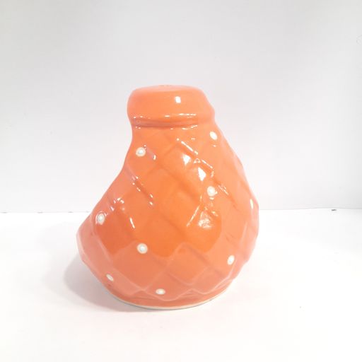 Ceramic pots