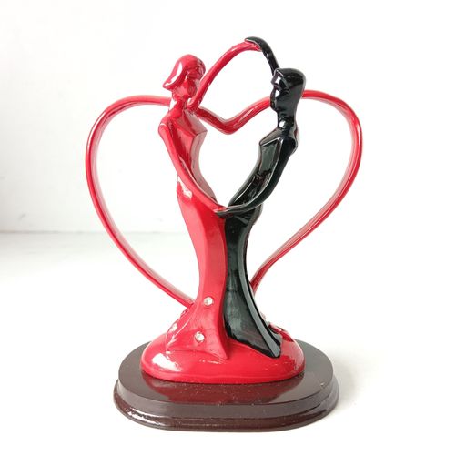 Couple show piece
