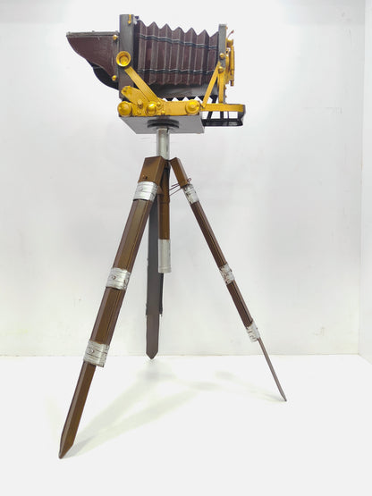 Mini Old Antique Looks Old Time Retro Photography Camera with Wooden Tripod Stand