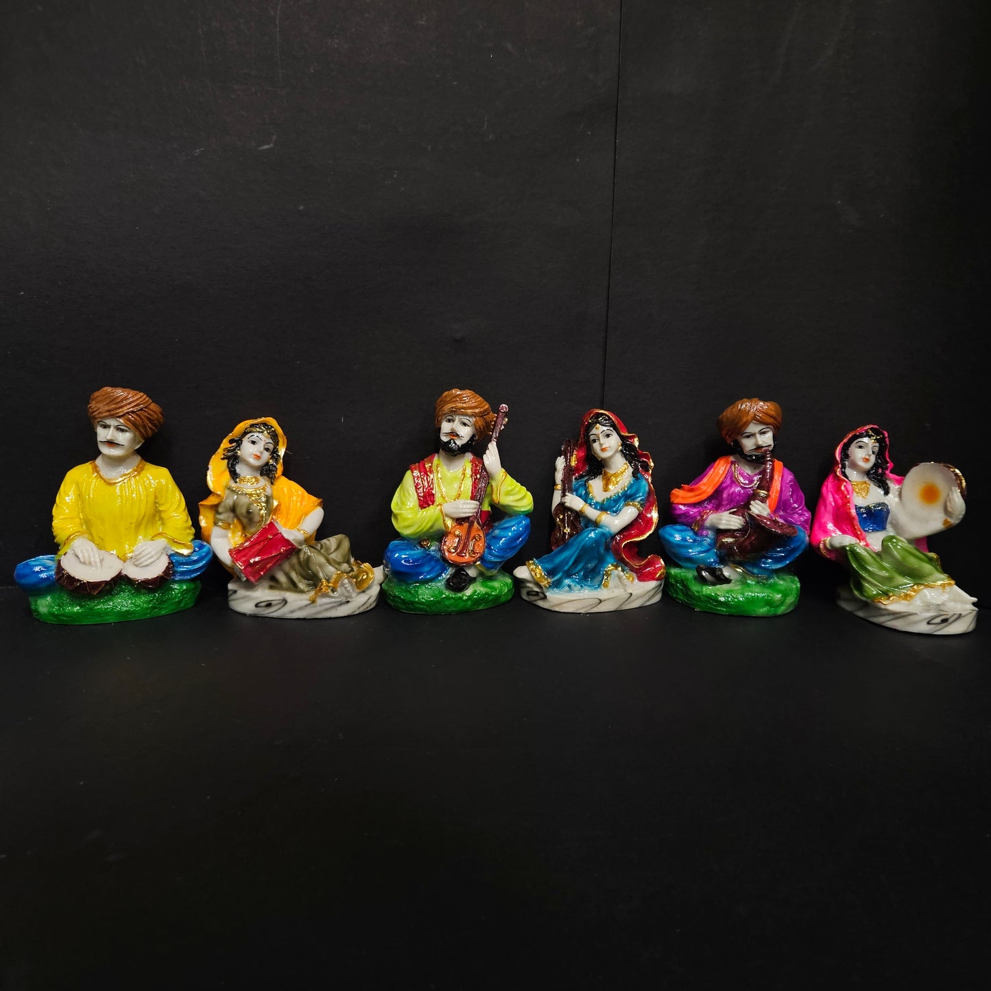Traditional Rajasthani Men Playing Sitar Showpiece Marble Finishing Statue for Home Decor