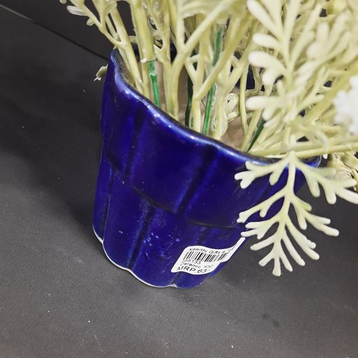 Ceramic pots