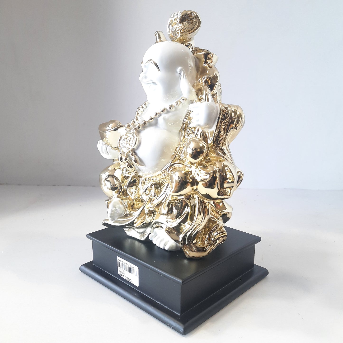 Laughing Buddha idol