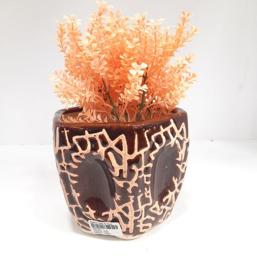 Ceramic pots