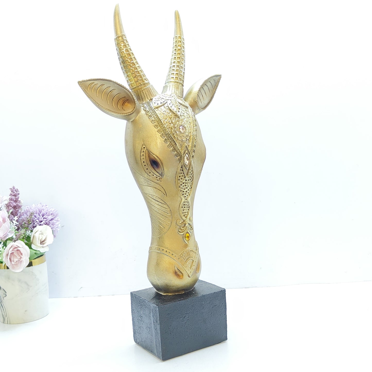 Fiber Decorative Giraffe Head Art Sculpture for Home Decor