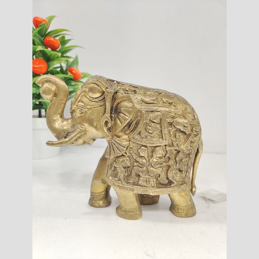 Brass elephat 6 inch
