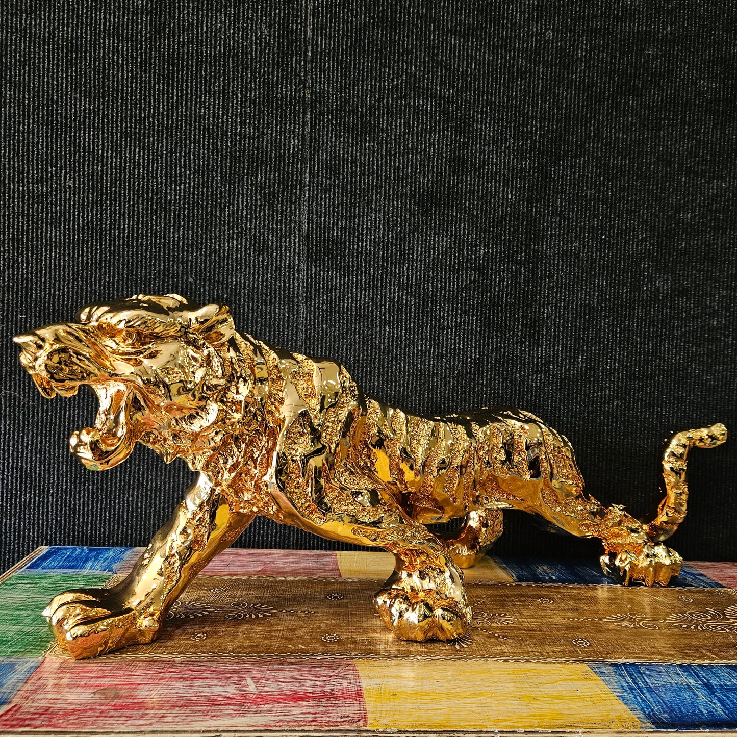 Gold Tiger Sculpture Statue showpiece Figurine for Home and Office Decoration