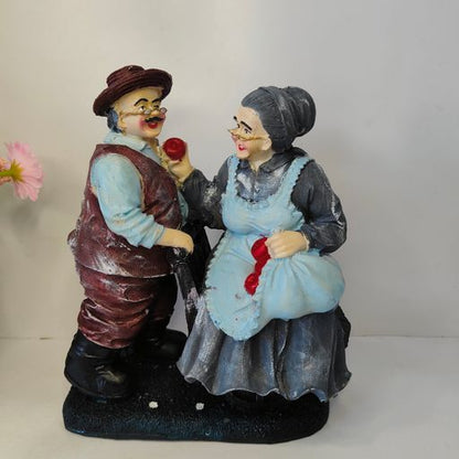 Polyresin Old Couple Show Piece Idol Statue Showpiece for Home Decor Decoration and Gifting