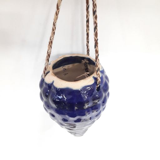 Ceramic pot