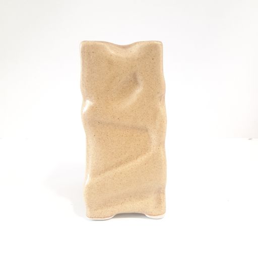 Ceramic Carry bag shaped ceramic pot for Garden Decoration office & home decoration purpose