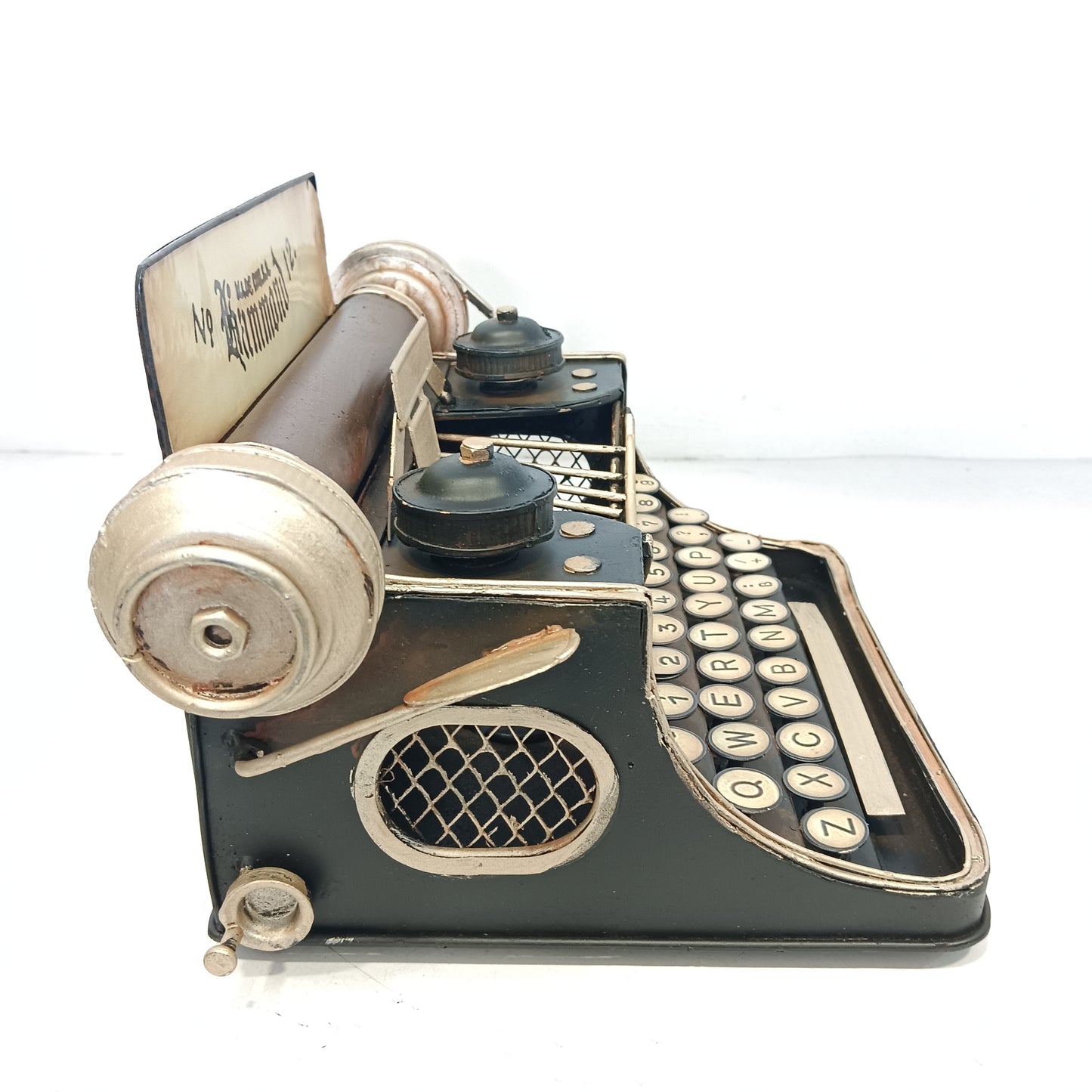 Vintage typewriter model metal craft showpiece