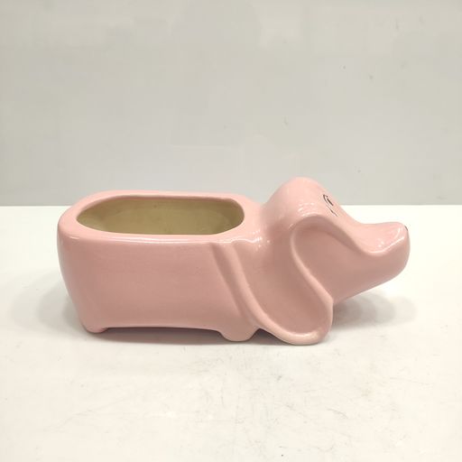 Ceramic dog model