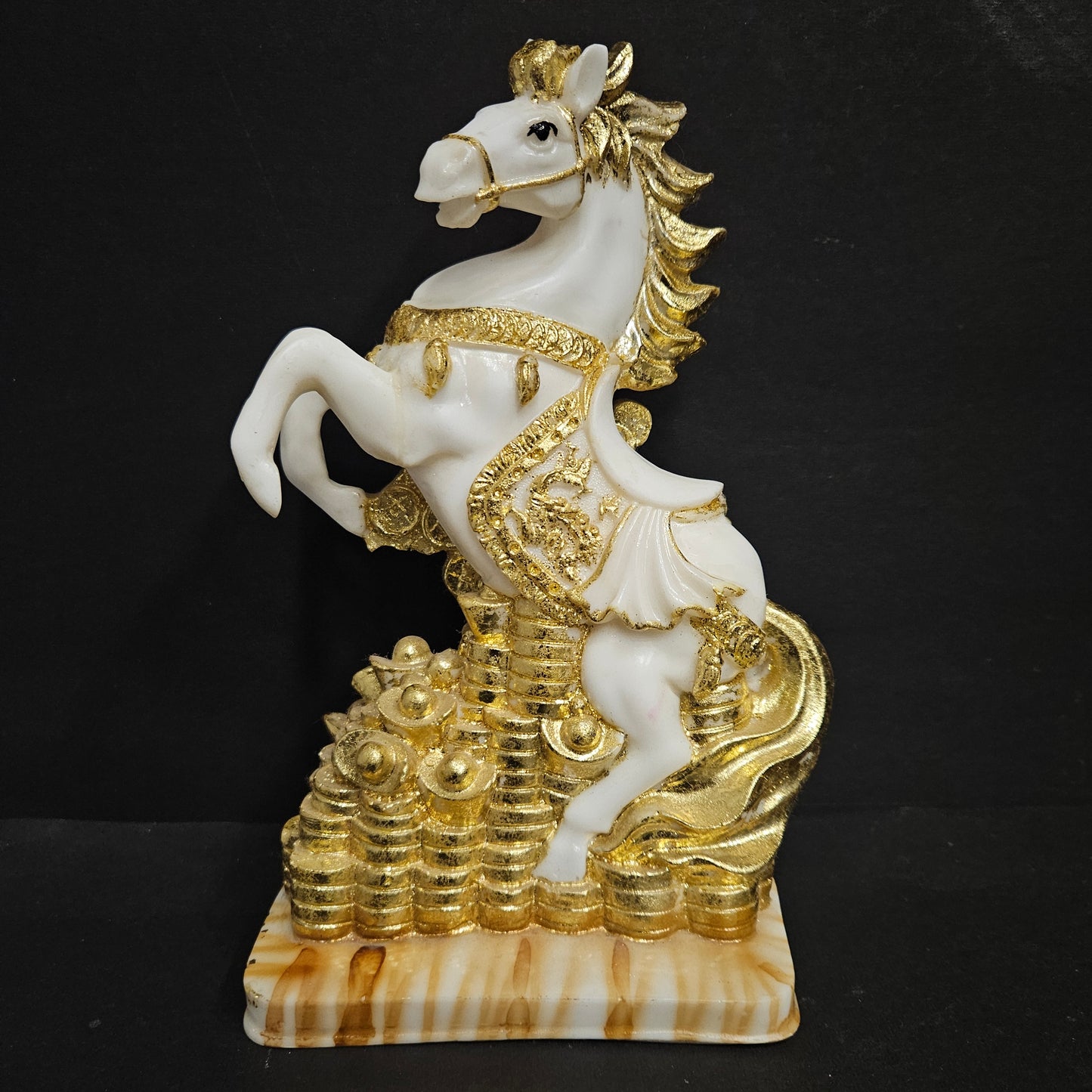 SMALL HORSE LF 167