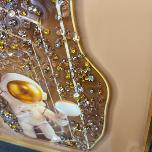 Crystal wall frames