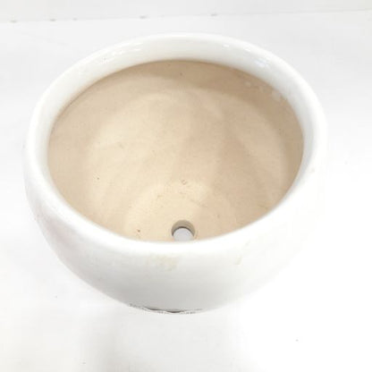 Ceramic pots