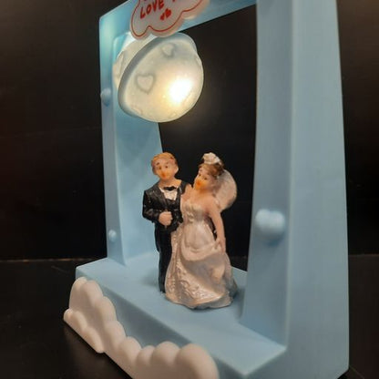 COUPLE showpiece