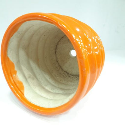 Ceramic pots