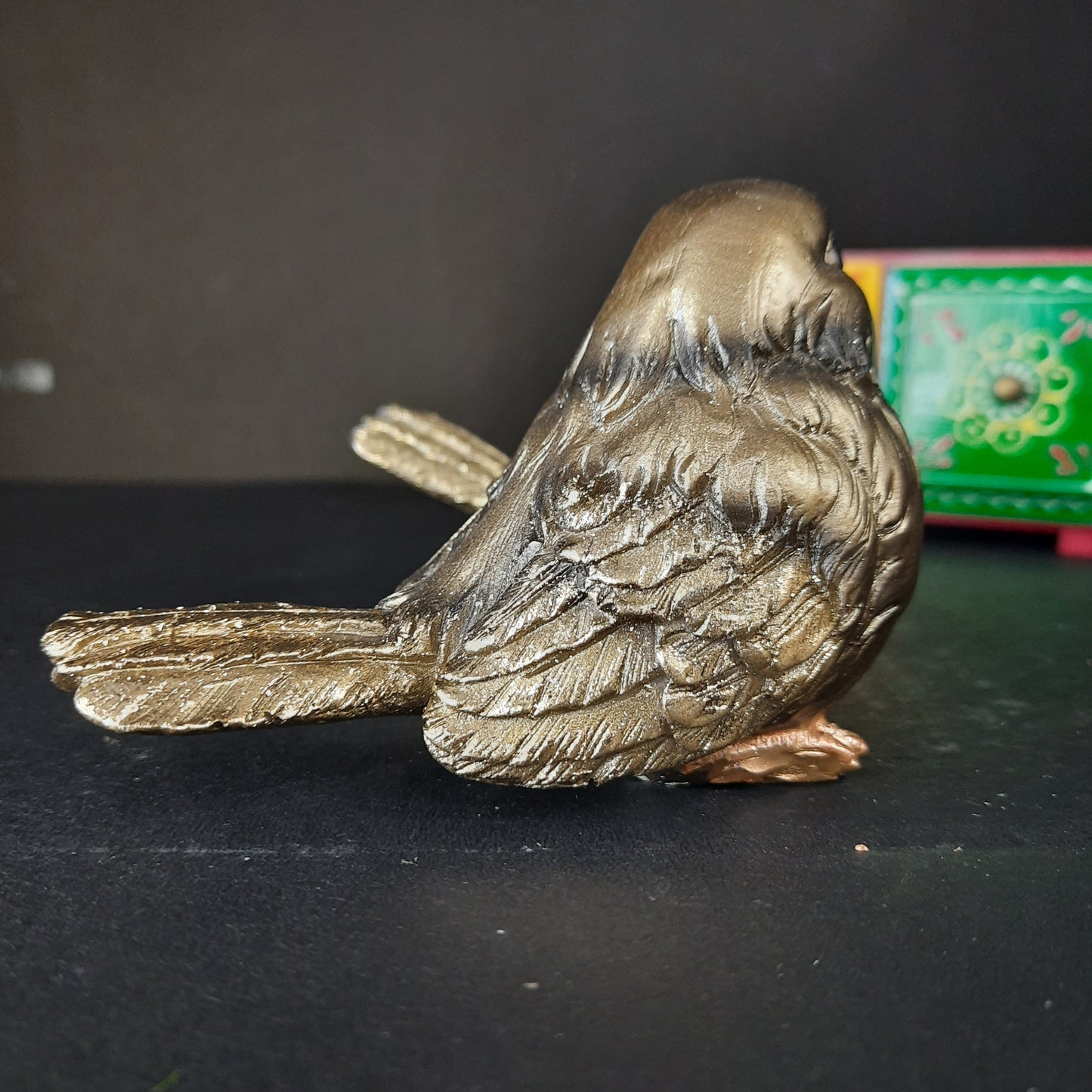 Polyresin splendid birds showpiece