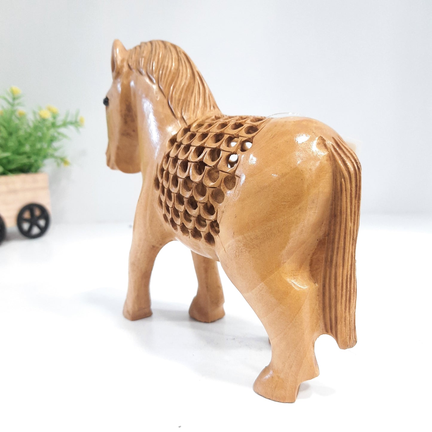 Wooden Horse W/Turned Neck U/Cut