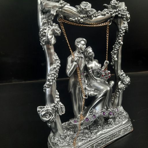 Swing Couple showpiece