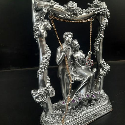 Swing Couple showpiece
