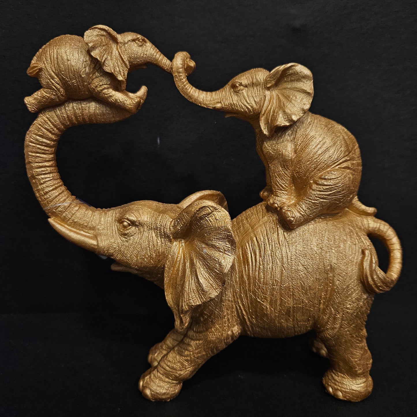 Elephant Statue Decorative Statue for Table Decoration Room Decor Home Decor Modern Art Sculpture Handmade Resin Animal Statue for Wisdom Golden Statue