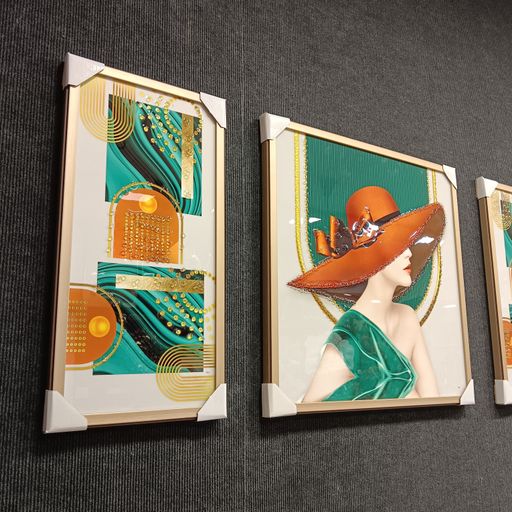 Crystal wall frames