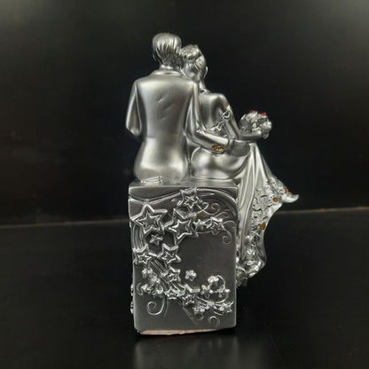 Couple showpiece
