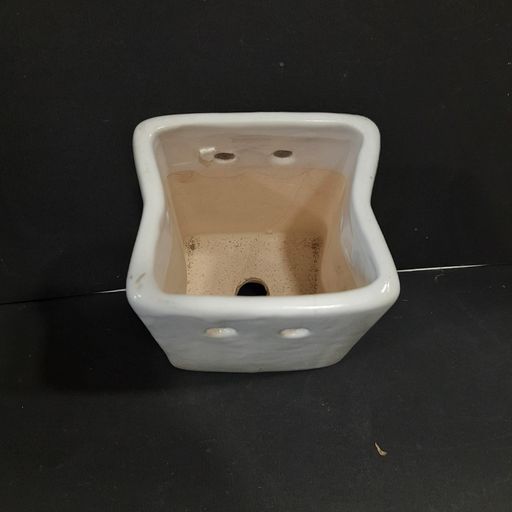 Ceramic Carry bag shaped ceramic pot for Garden Decoration office & home decoration purpose