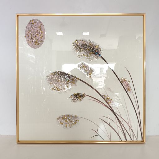 Crystal wall frames