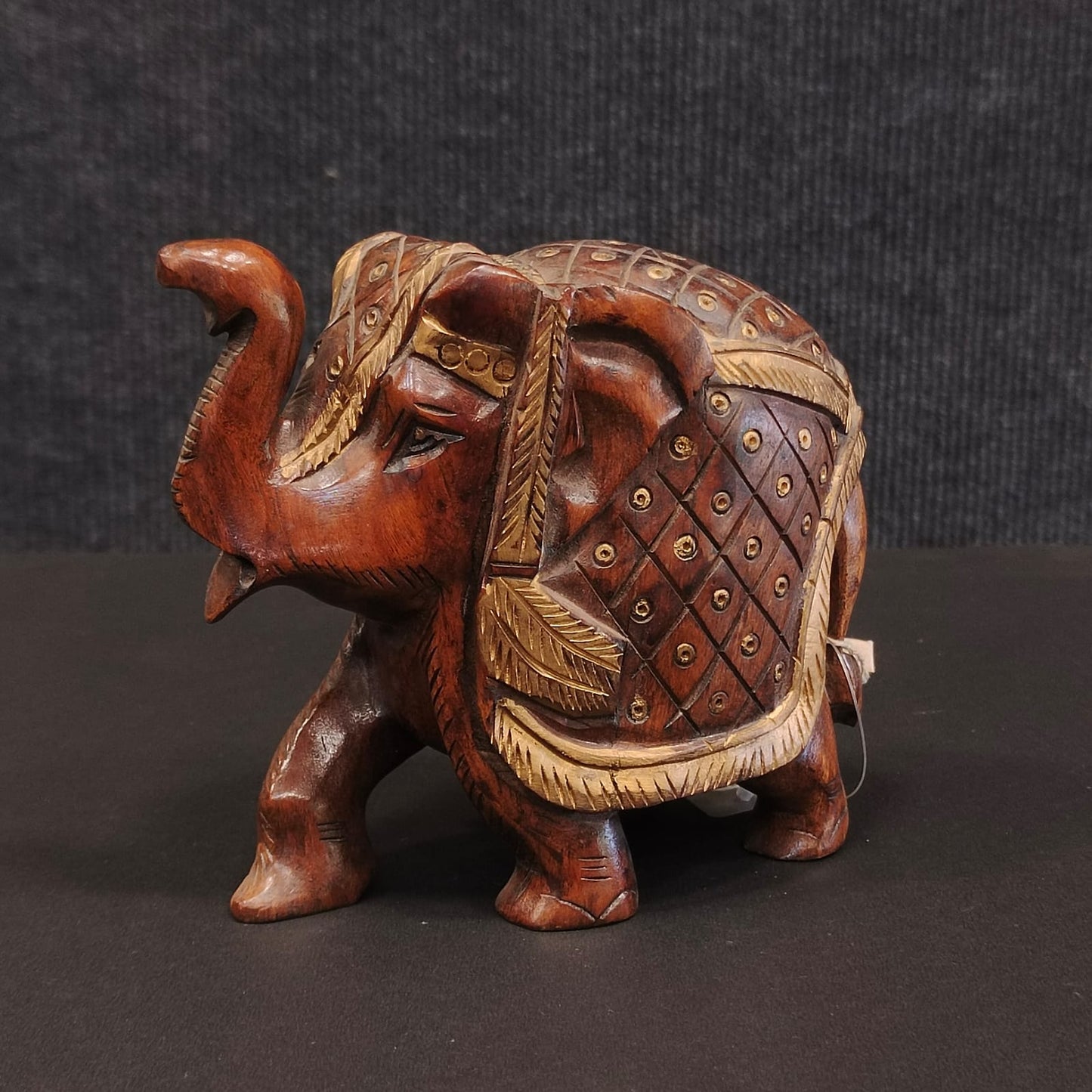 Wooden Elephant Fat curved