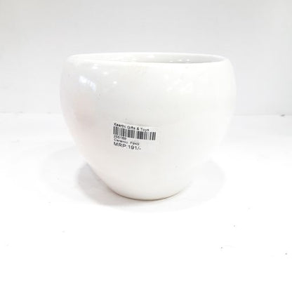 Ceramic pots