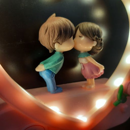 COUPLE showpiece