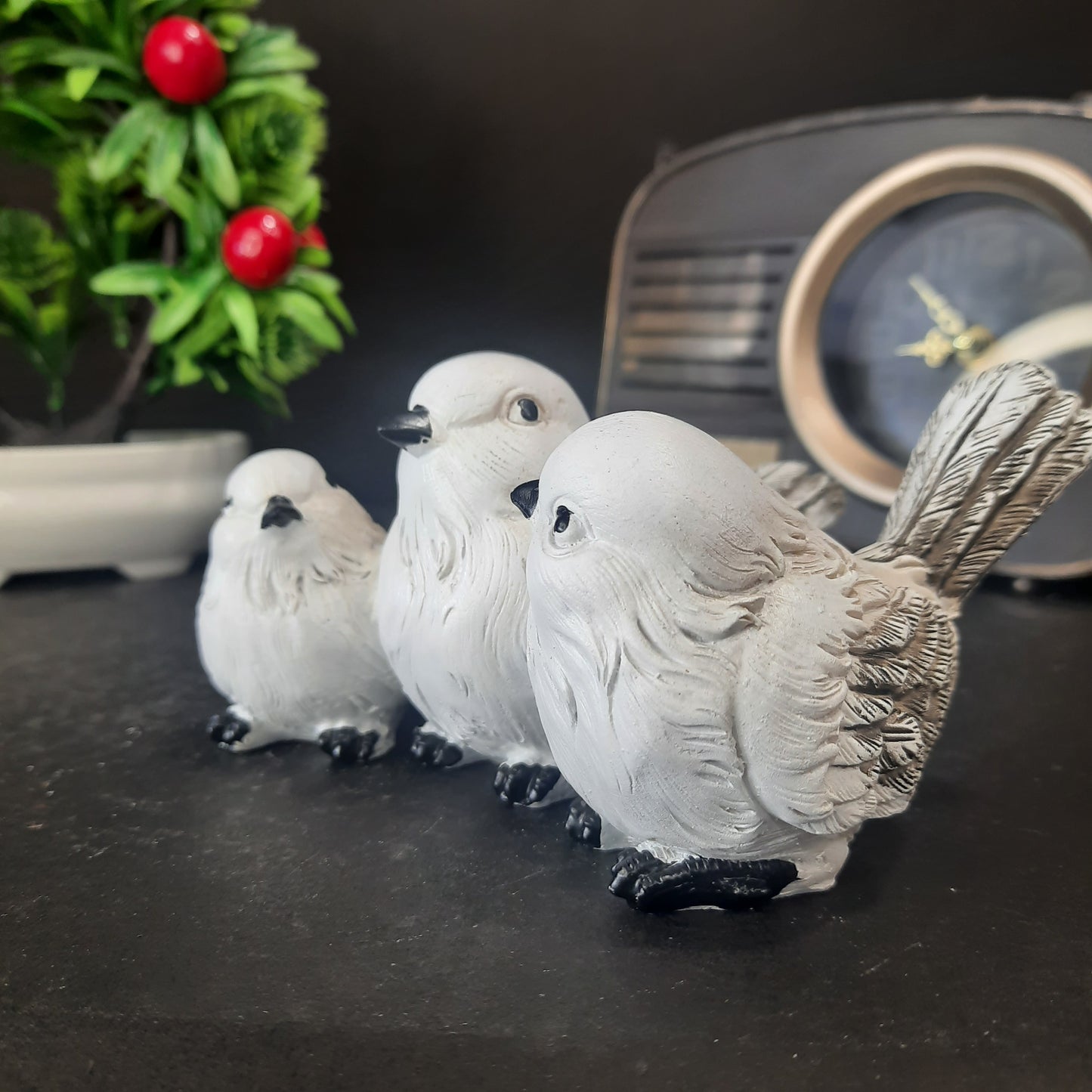 Three dove lovely showpiece