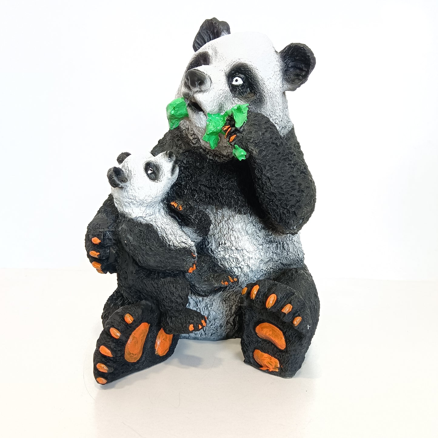 Panda Mom with baby showpiece