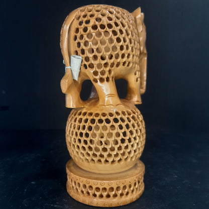 Wooden Elep U/Cut on Ball U/Cut on Base U/Cut