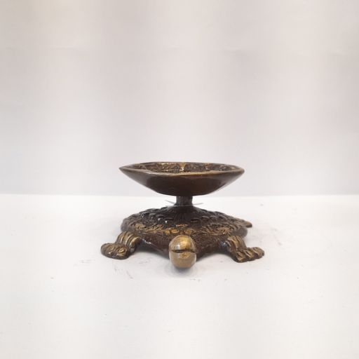 Tortise oli lamp Brass