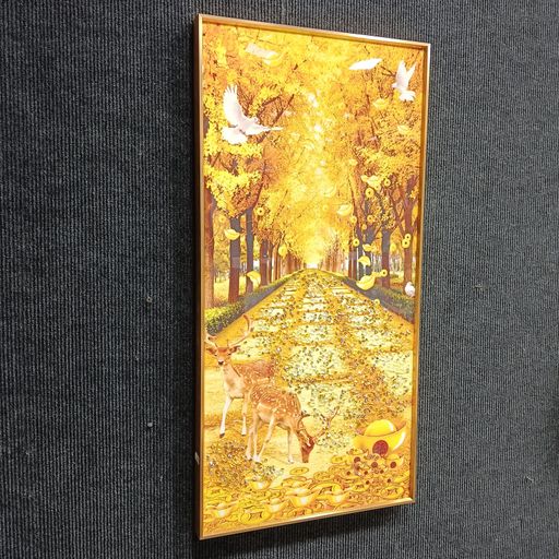 Crystal wall frames