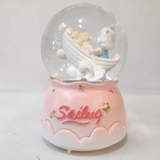 Sailing Snowball