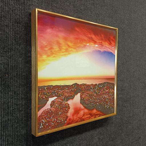 Crystal wall frames