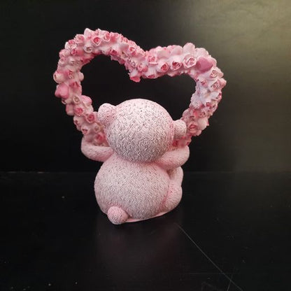 TEDDY carrying floral heart