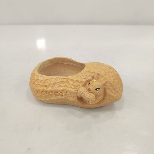 Squirrel in peanut Resin Succulent Plant Pot, Nuts Shape ceramic pot, for Home Decor