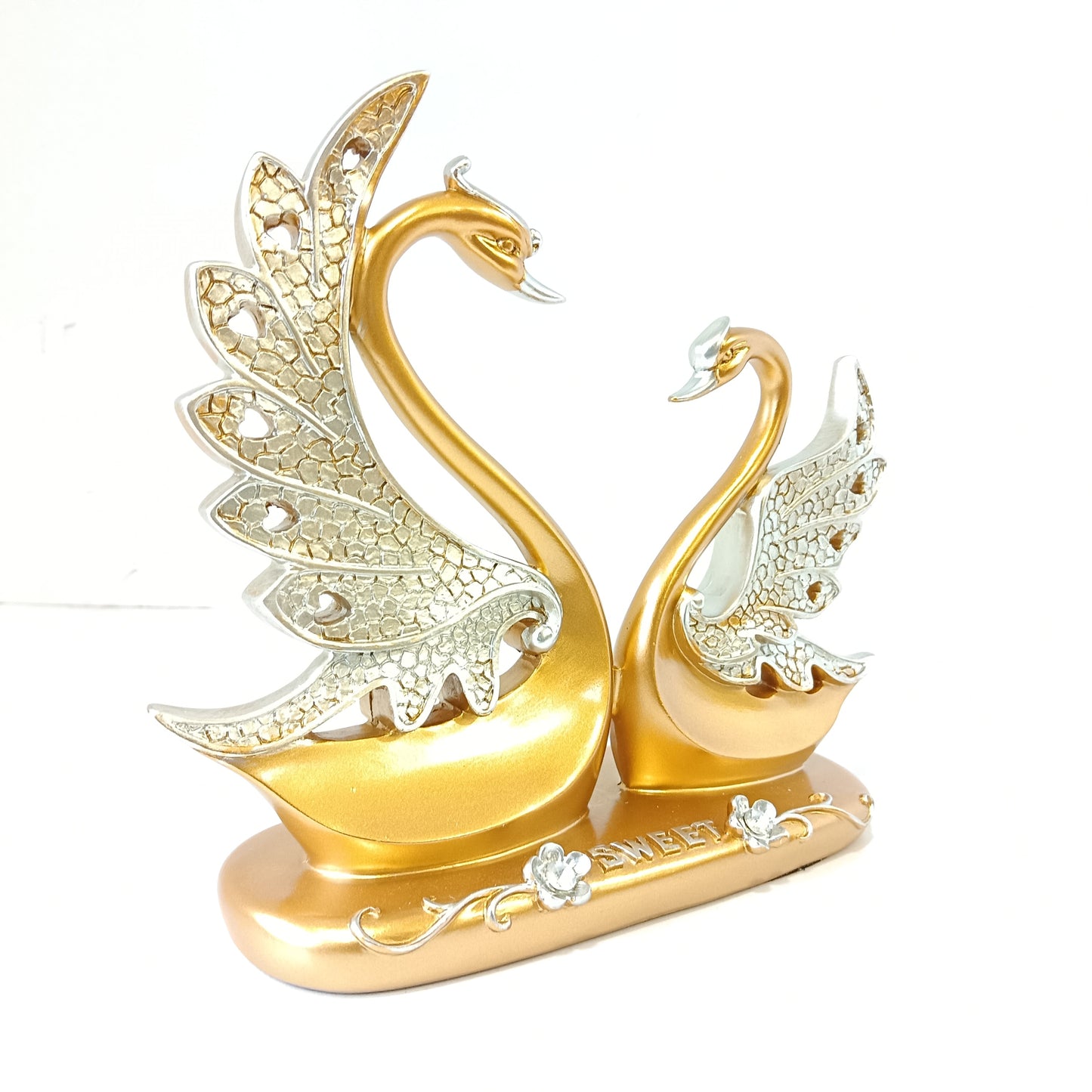 Couple swan gift
