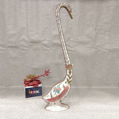 Brass swan showpiece