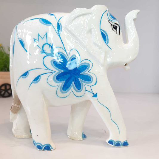 Handicraft elephant showpiece