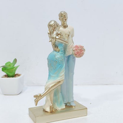 Trading Romantic Couple Showpiece