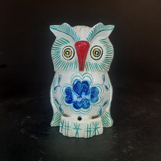 Wooden Owl F.Pose W/Blue Flower Paint