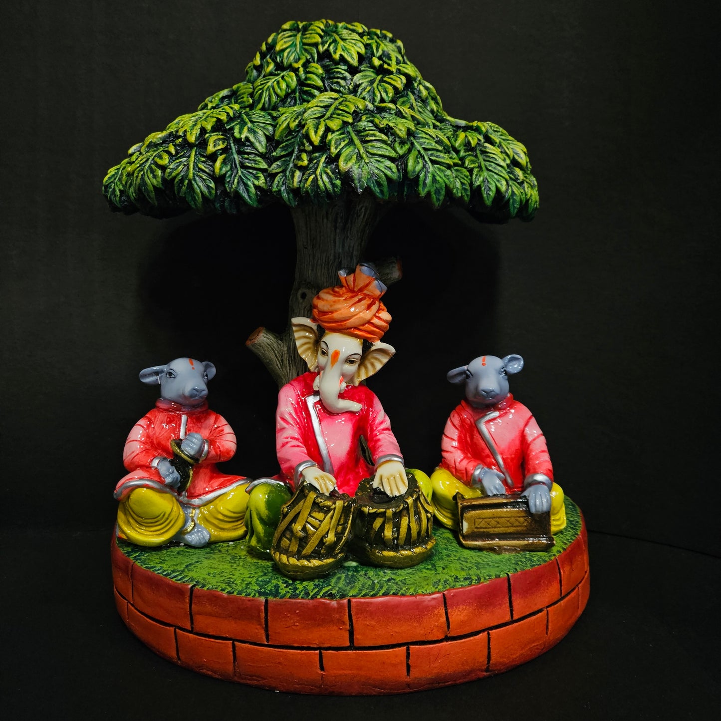 Hand Crafted Traditional vinayaka Showpiece Figurine Idol for Home Decoration