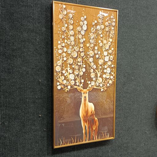 Crystal wall frames